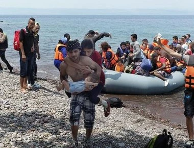 FT: «Ο Α.Τσίπρας θα δεχτεί επιστροφή προσφύγων στην Ελλάδα»! - Αντάλλαγμα για την συμφωνία δήθεν μείωσης του χρέους